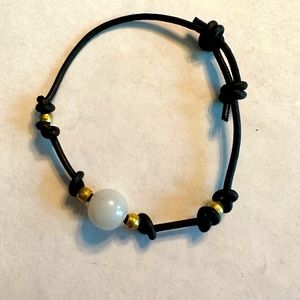 ARTISAN White Jade Brass Beads Brown Knotted Leather Sliding Knot Bracelet